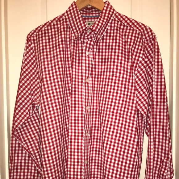 red and white checkered men's dress shirt